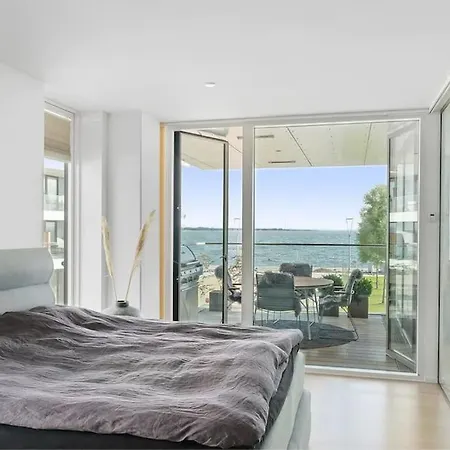 New At Harbour Appartement